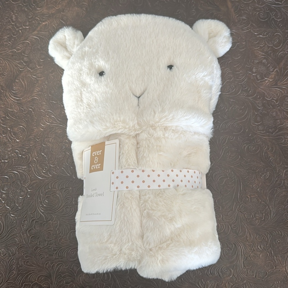 Ever & Ever Lamb Hooded Towel NWT